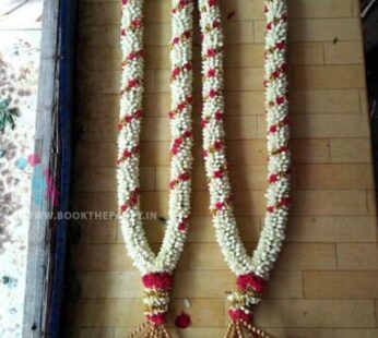 White Dagar Flowers with Red Rose Petals Spiral Garland