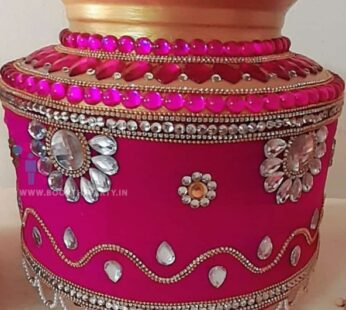 Ungurala Binda with Rani Pink, Gold Paint and Beeds